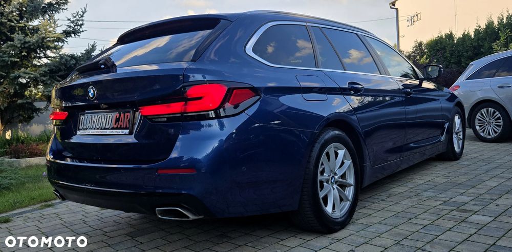 BMW Seria 5 520d Luxury Line - 16