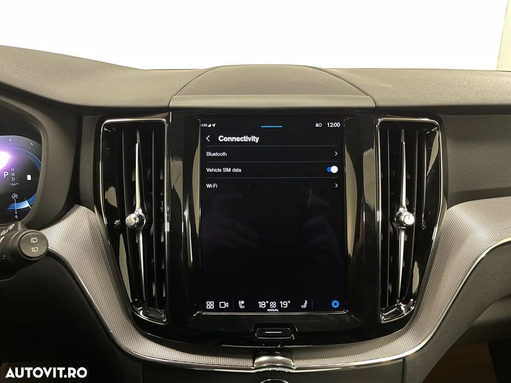 Volvo XC 60 B4 D AWD Geartronic RDesign - 19