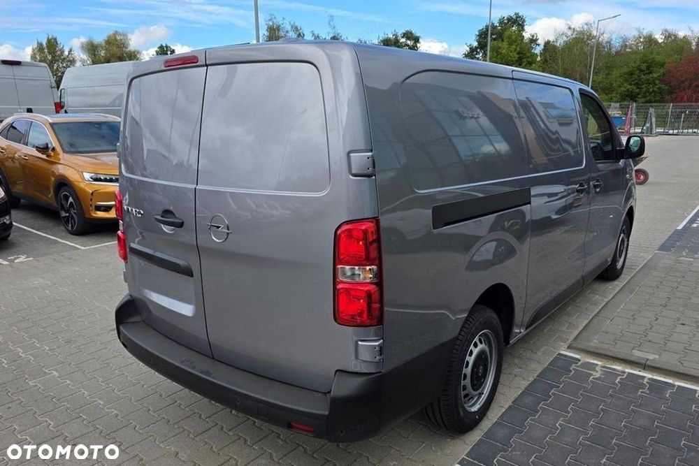 Opel Vivaro XL L2H1 2.2 150KM - 4