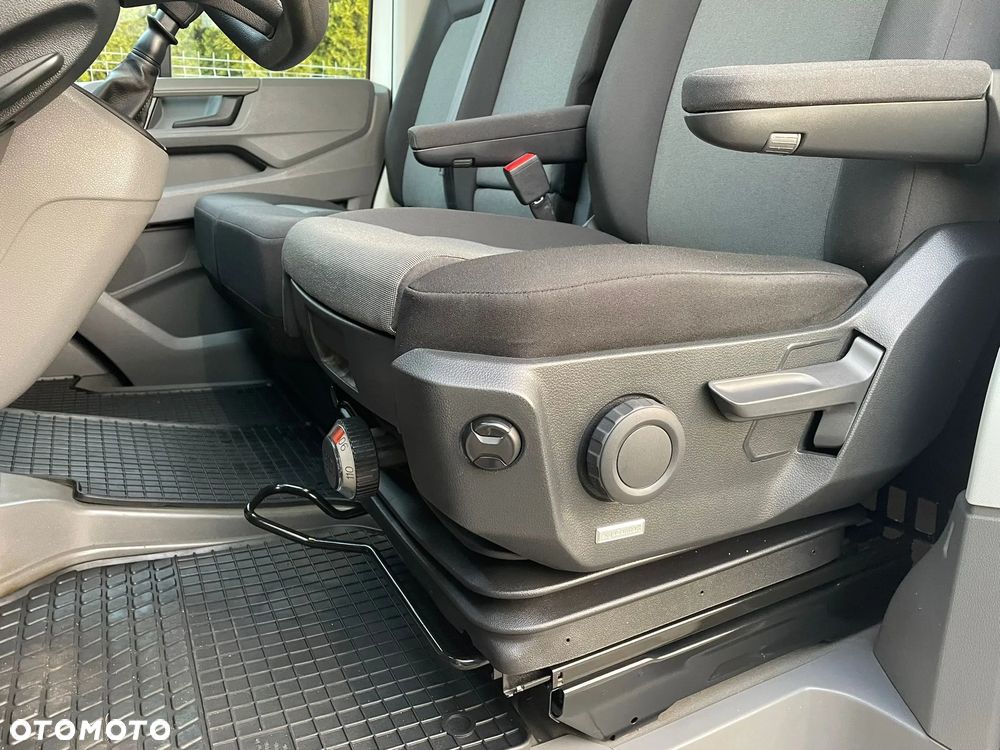 Volkswagen CRAFTER L2H2 - 15