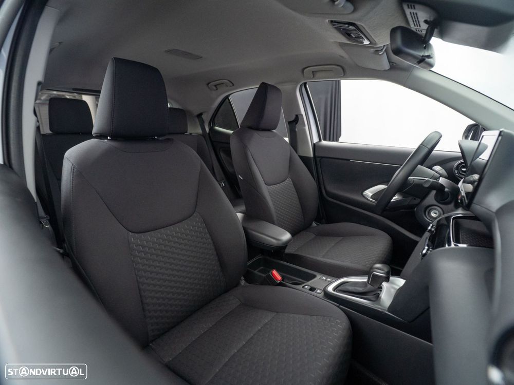 Toyota Yaris Cross 1.5 HDF Comfort Plus - 34