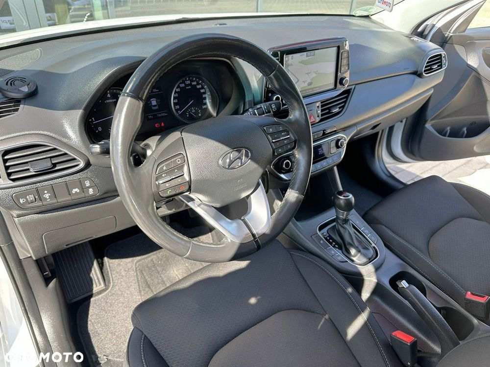 Hyundai i30 1.4 T-GDI DCT YES - 10
