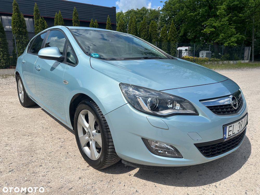 Opel Astra 1.6 Turbo Edition - 7