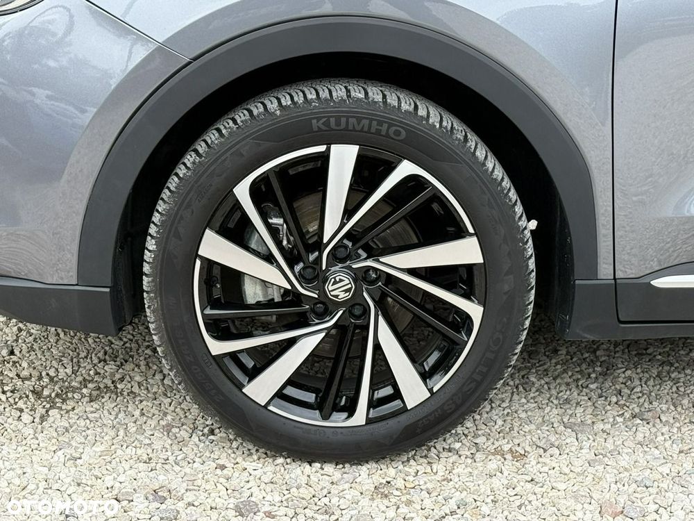 MG ZS 1.5 HEV+ Exclusive - 9