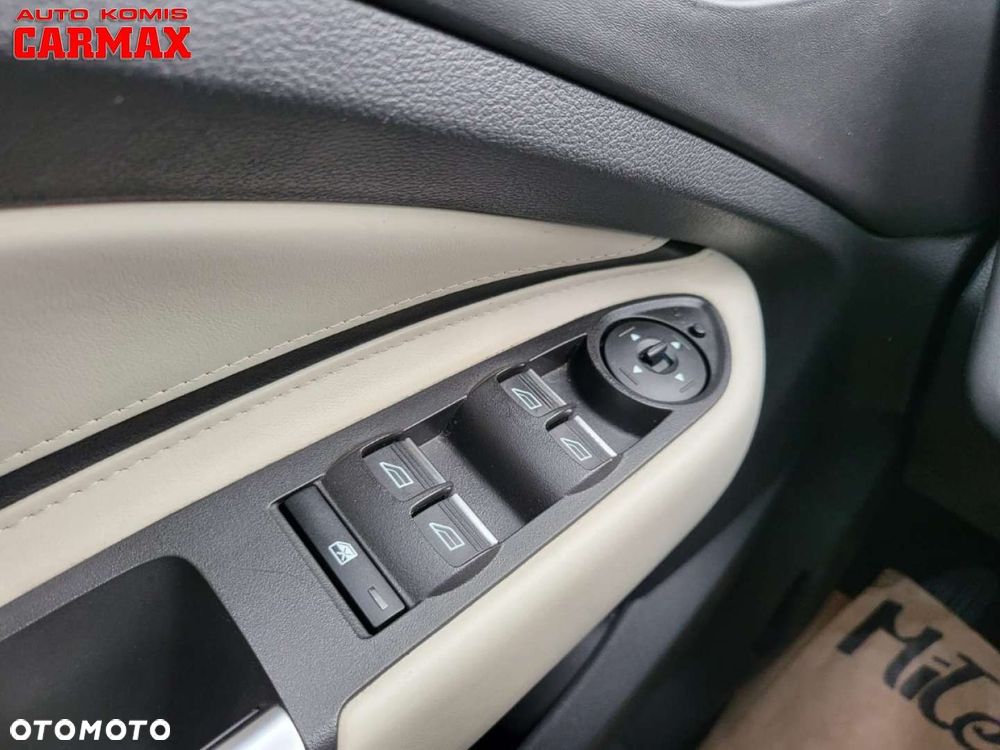 Ford Kuga 2.0 TDCi 4x4 Vignale - 24