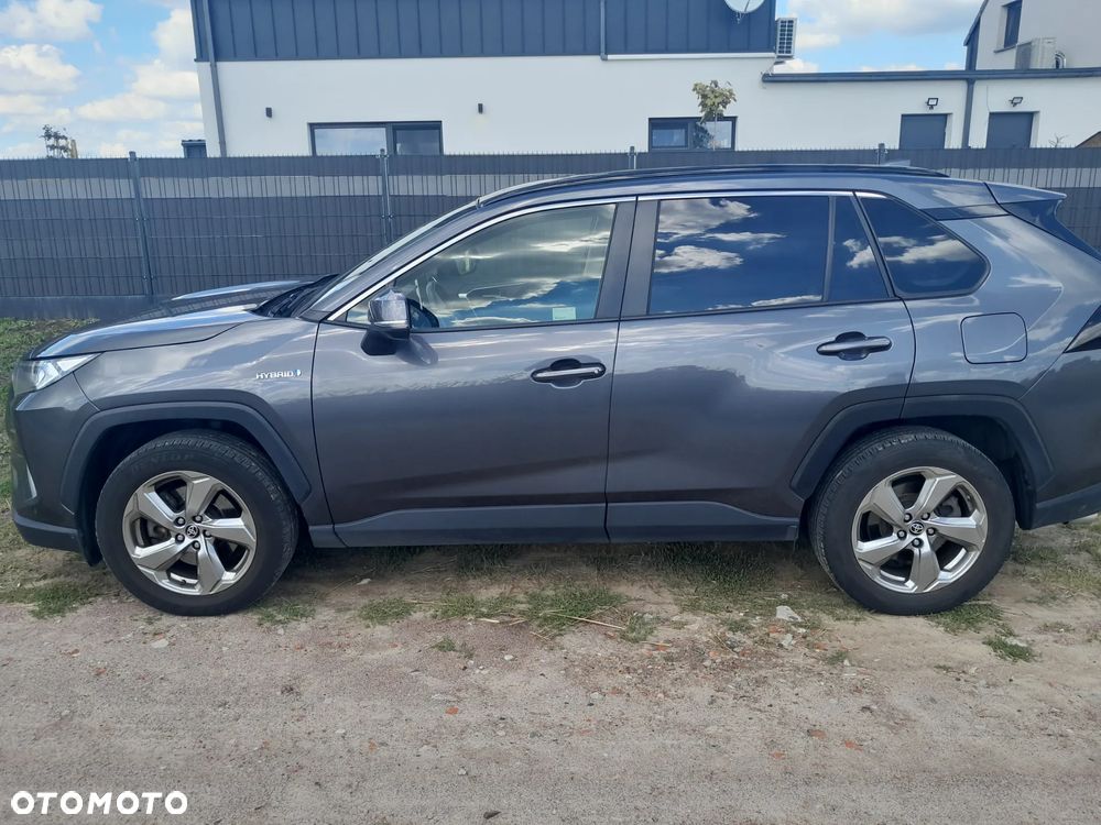 Toyota RAV4 - 7