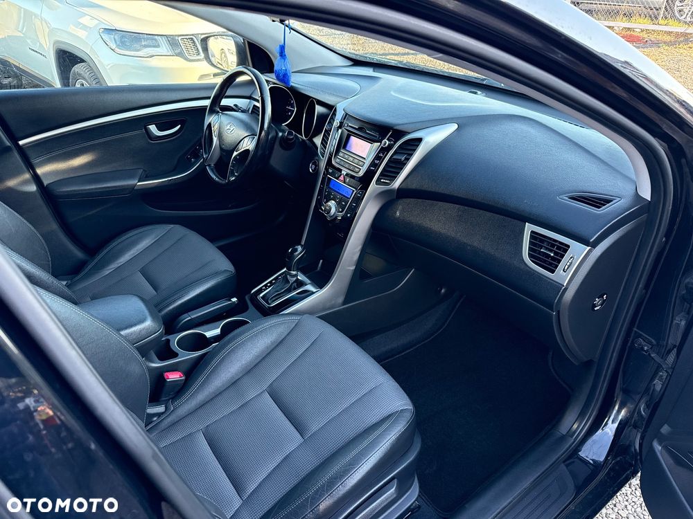 Hyundai i30 1.6 Comfort EU5 - 20