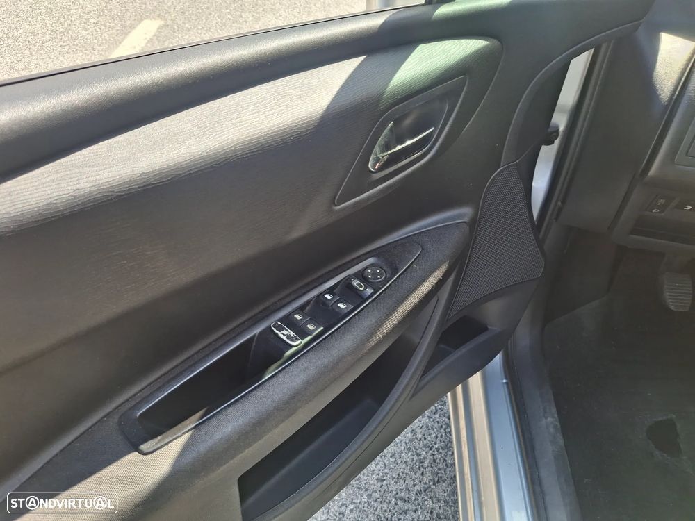 Citroën C4 1.6 HDi VTR Pack RFM - 7