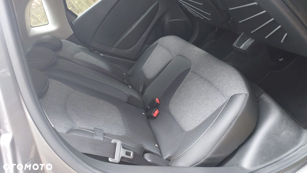 Renault Captur 1.5 dCi Intens - 14