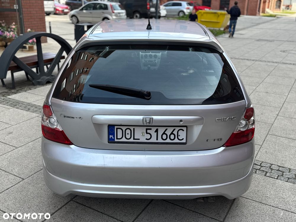 Honda Civic - 4