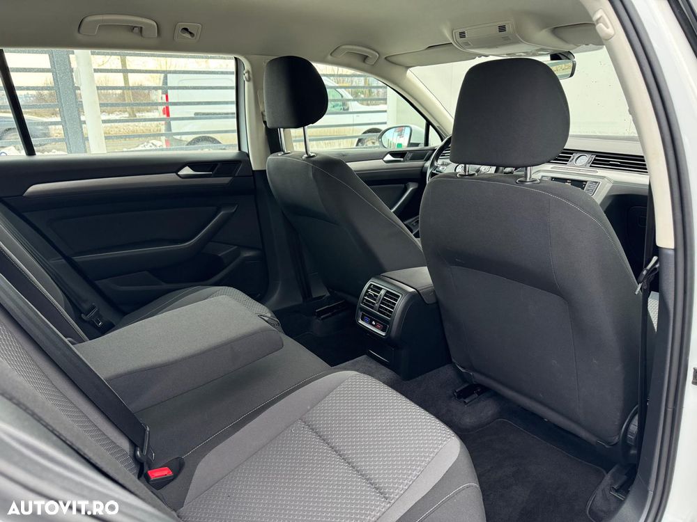 Volkswagen Passat 2.0 TDI (BlueMotion Technology) Comfortline - 8