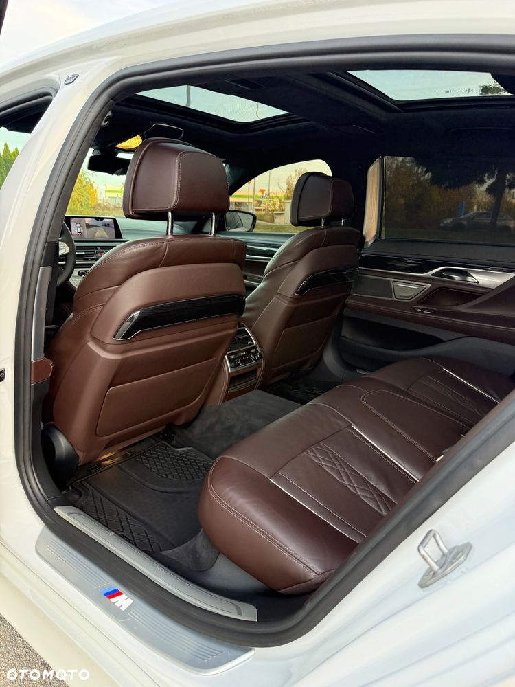 BMW Seria 7 750Li xDrive Edition Exclusive - 9