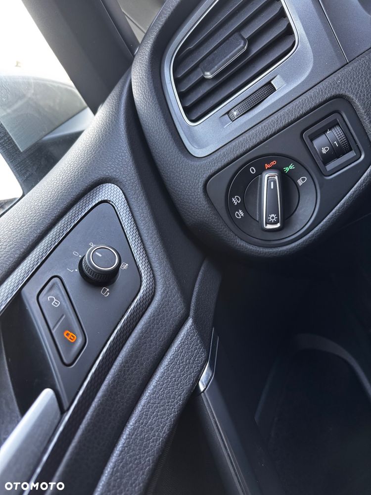 Volkswagen Golf 1.6 TDI BlueMotion Technology DSG Lounge - 10
