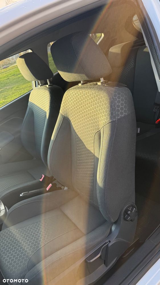 Ford Fiesta 1.6 Ti-VCT Sport - 21