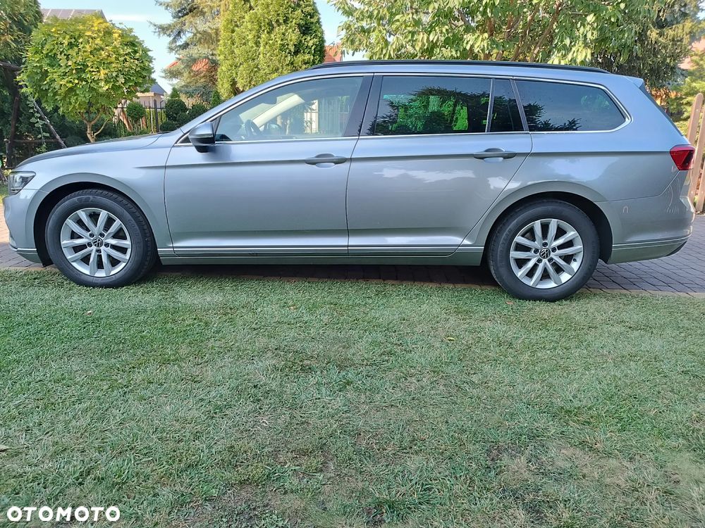 Volkswagen Passat 2.0 TDI EVO Business DSG - 9