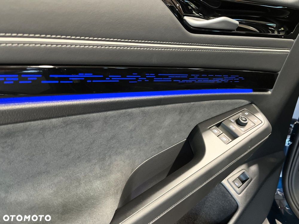 Volkswagen ID.7 77kWh Pro Plus - 12