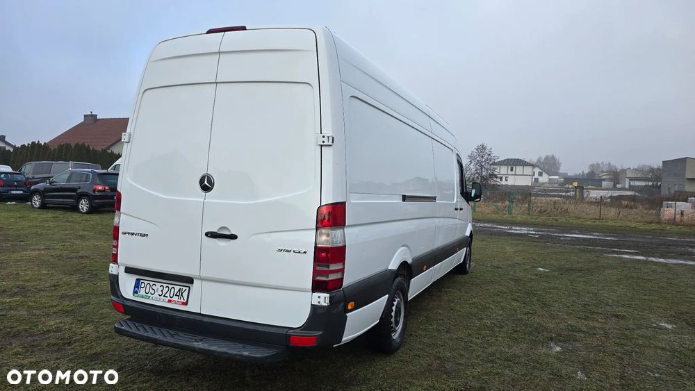 Mercedes-Benz Sprinter - 5