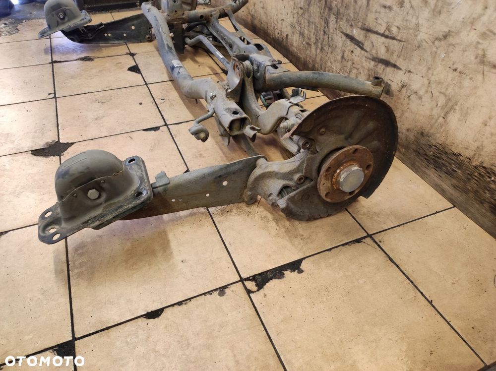oś belka zawieszenia tył leon iii 3 5f cupra hb - 9