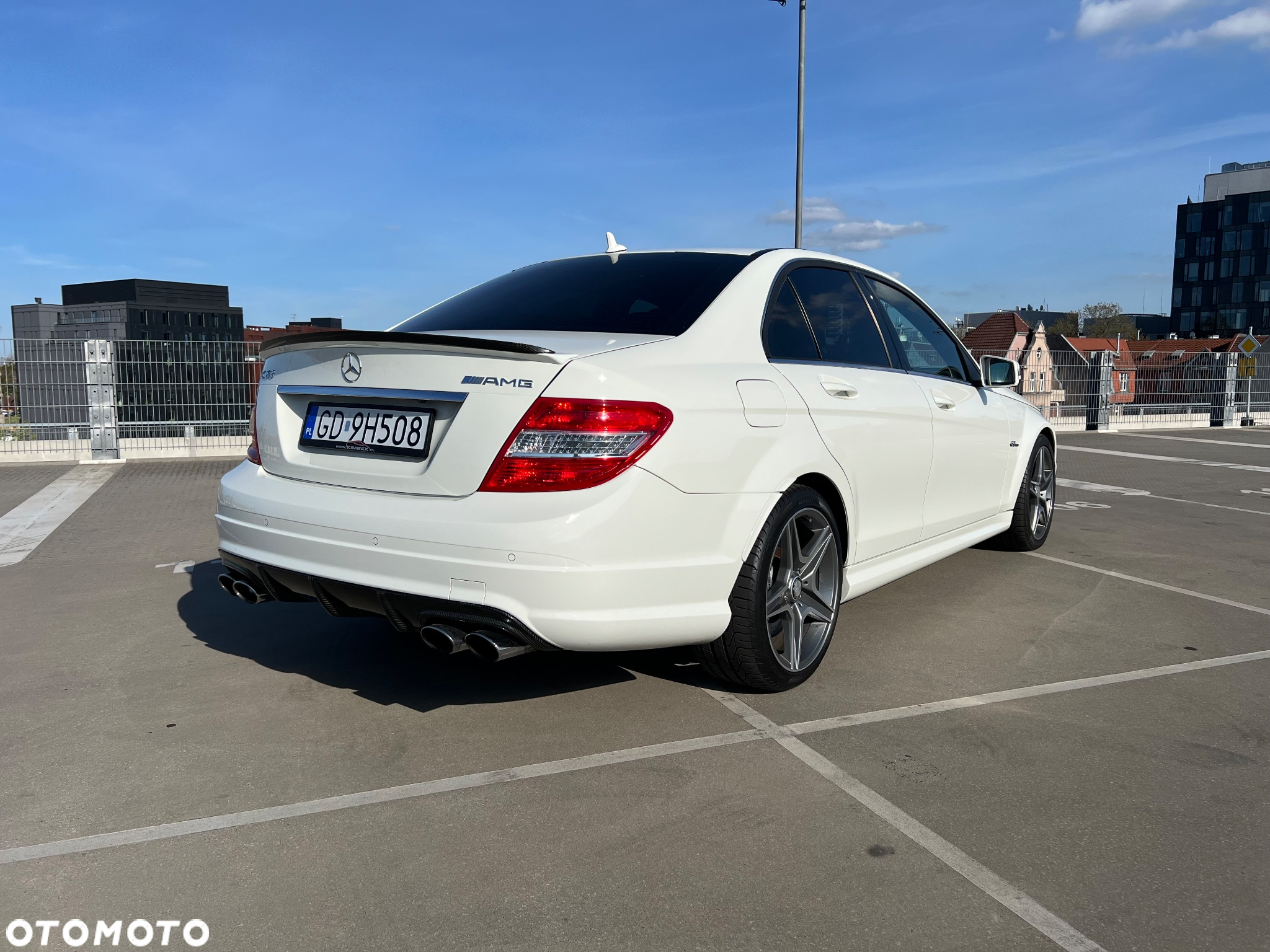 Mercedes-Benz Klasa C 63 AMG 7G-TRONIC - 4