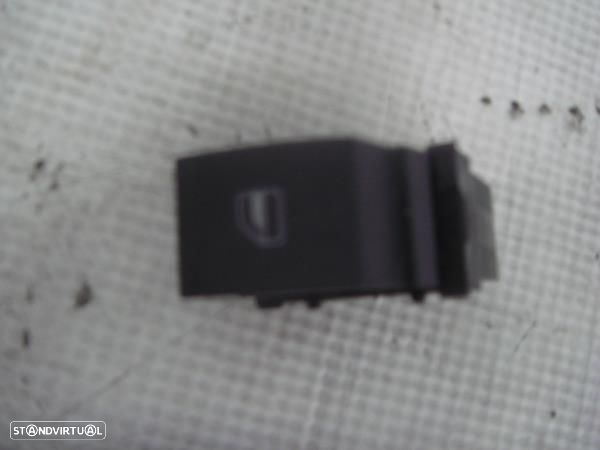 Interruptor Elevador Vidros Tr Dto Volkswagen Passat (3C2) - 1