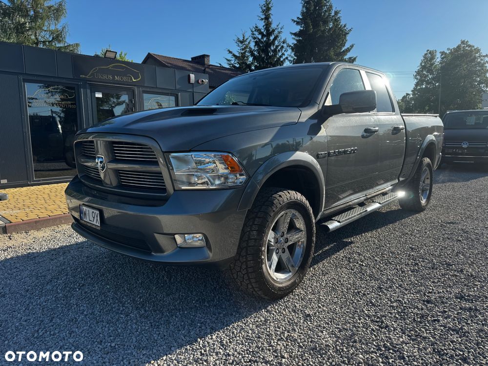 Dodge RAM 5.7 4x4 - 3