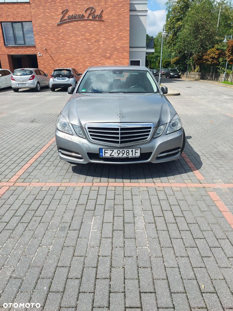 Mercedes-Benz Klasa E - 2