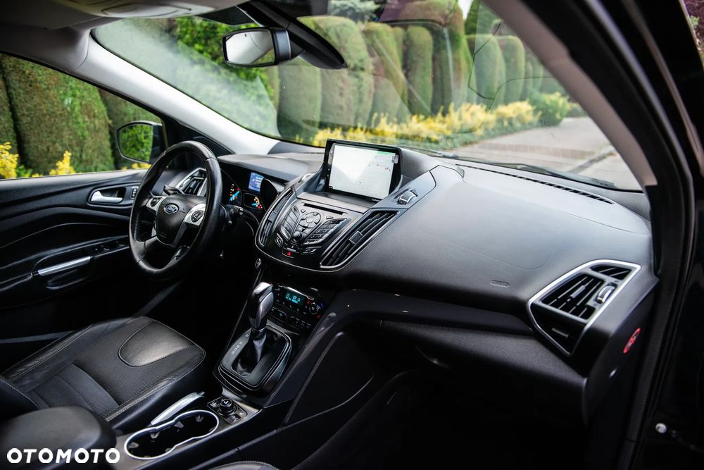 Ford Kuga 2.0 TDCi 4x4 Titanium - 40