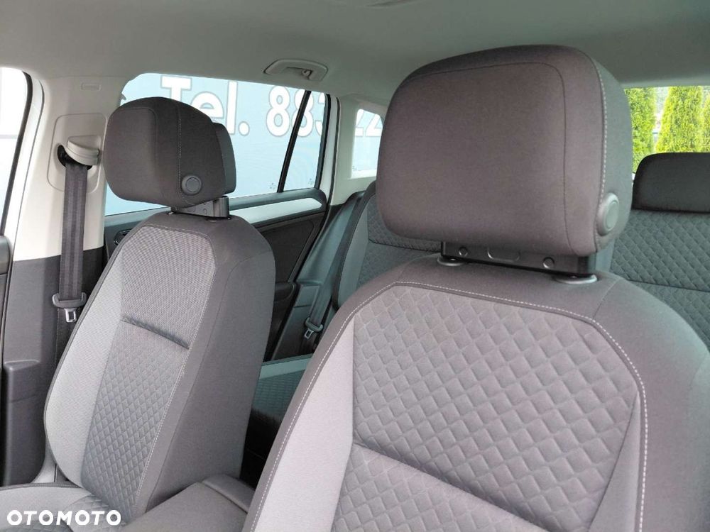 Volkswagen Tiguan - 14