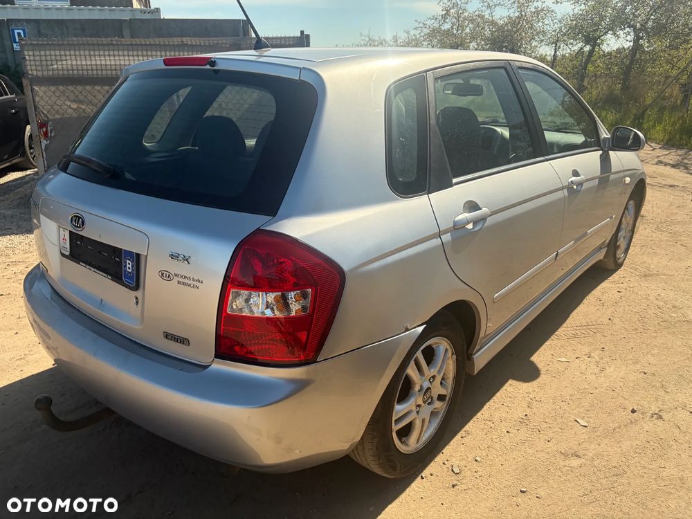 Kia Cerato 1.6 CRDi Optimum - 5
