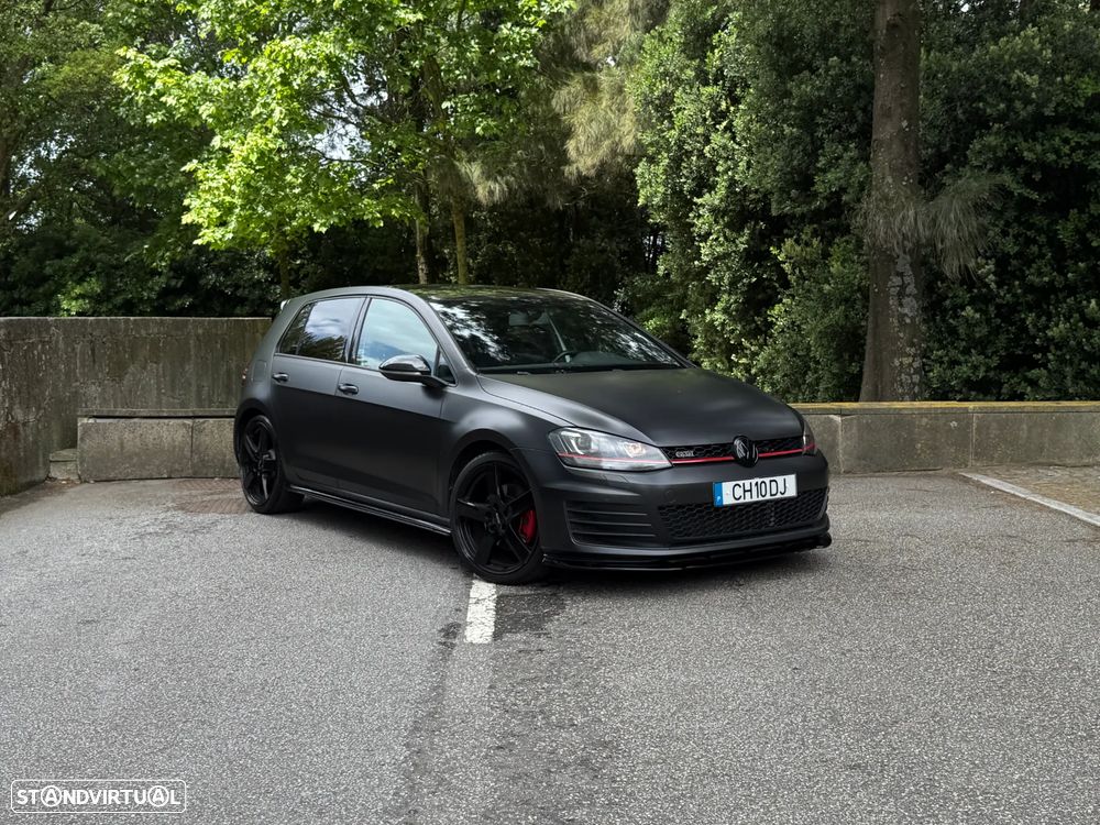 VW Golf GTI BlueMotion - 1