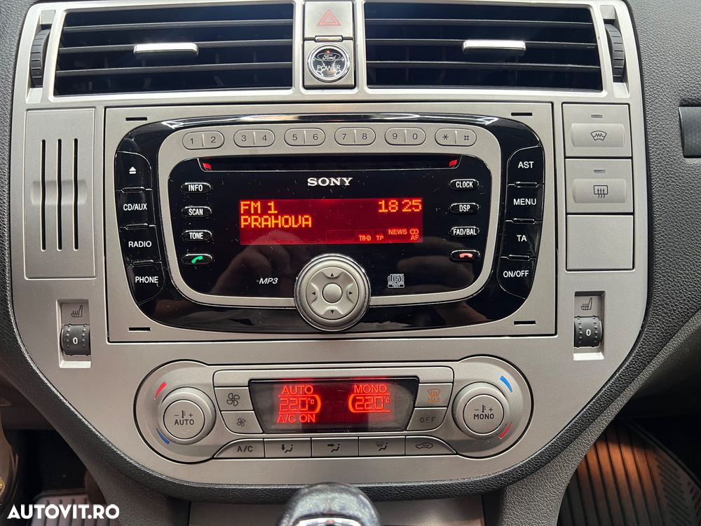 Ford Kuga 2.0 TDCi 4WD Powershift Titanium - 16