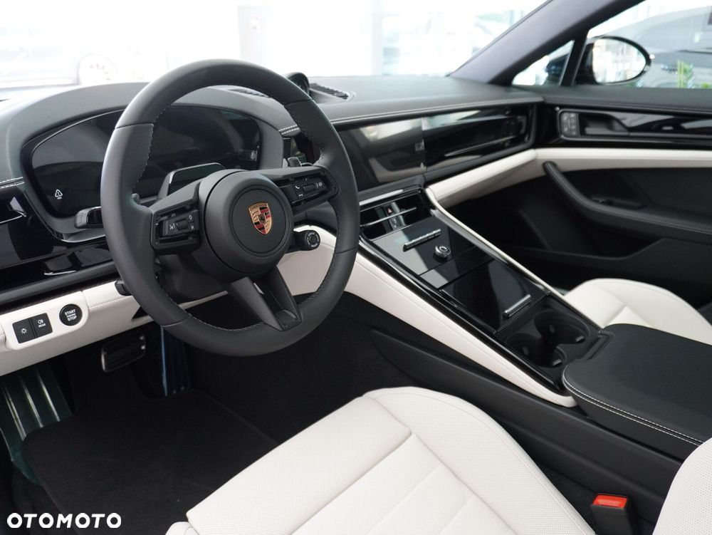 Porsche Panamera 4S E-Hybrid PHEV - 31