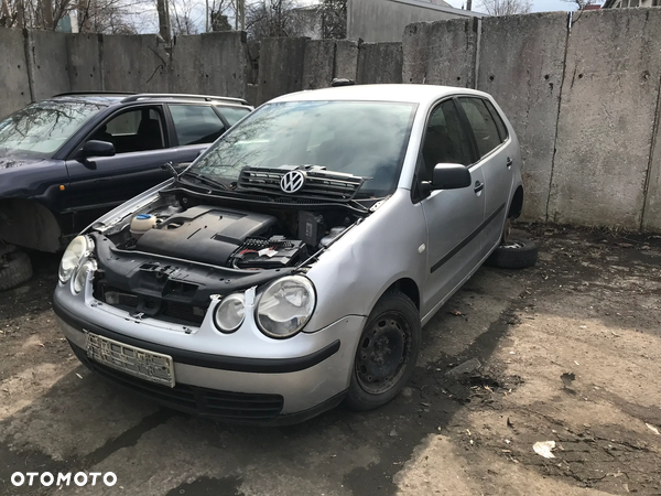 VOLKSWAGEN POLO 1.2