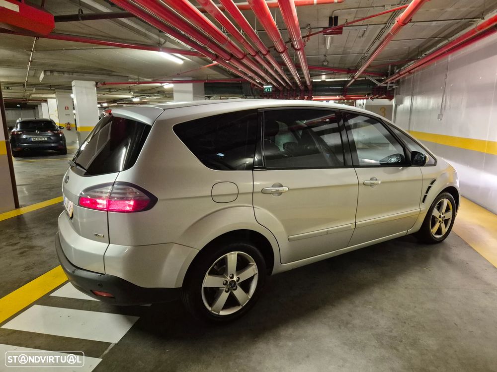 Ford S-Max 2.0 TDCi Titanium 7L - 10