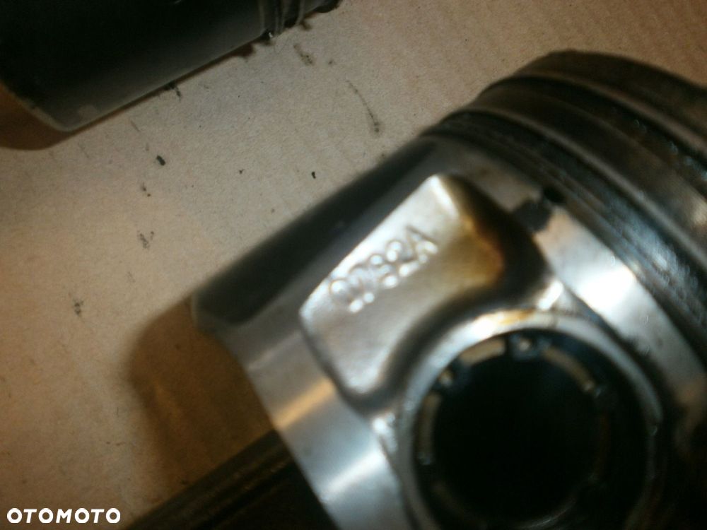 TŁOK KORBOWÓD DOBLO COMBO 1.6CDTI 263A8000 A16FDH 16ROK - 3