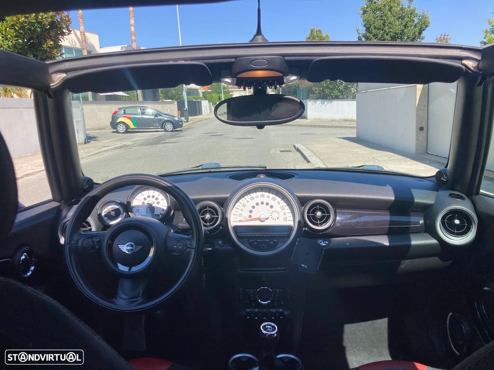 MINI Cabrio Cooper D - 9