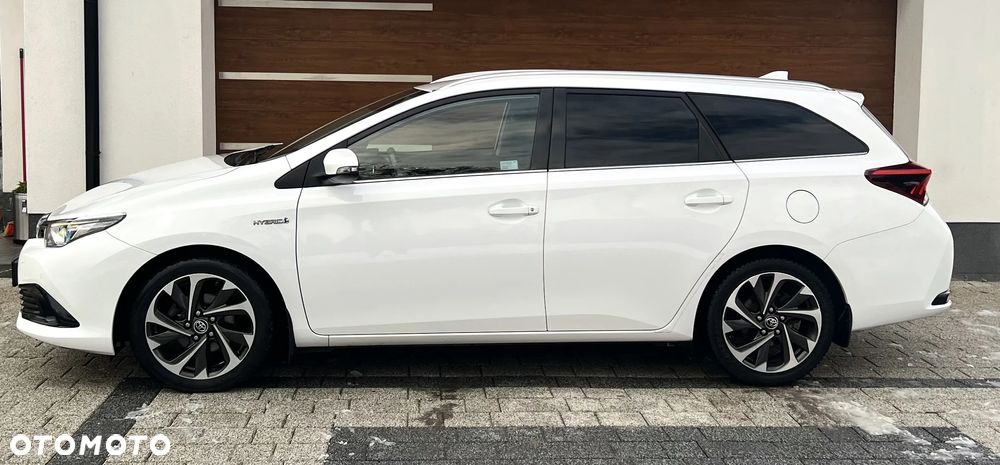 Toyota Auris Hybrid 135 Prestige - 7