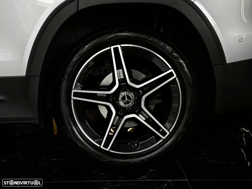 Mercedes-Benz GLB 200 d AMG Line - 22