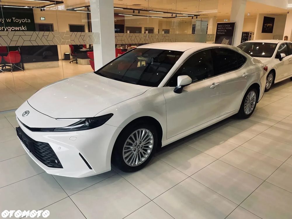 Toyota Camry 2.5 Hybrid Dynamic Force Comfort e-CVT - 4