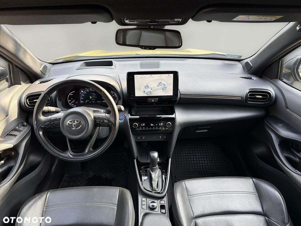 Toyota Yaris Cross Hybrid 1.5 Premiere Edition 4x4 - 19
