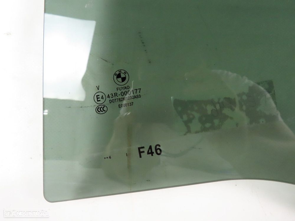 Vidro da porta Esquerdo/Trás Seminovo/ Original BMW 2 Gran Tourer (F46) 51357405... - 2