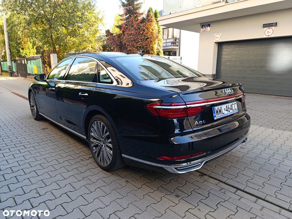 Audi A8 - 4