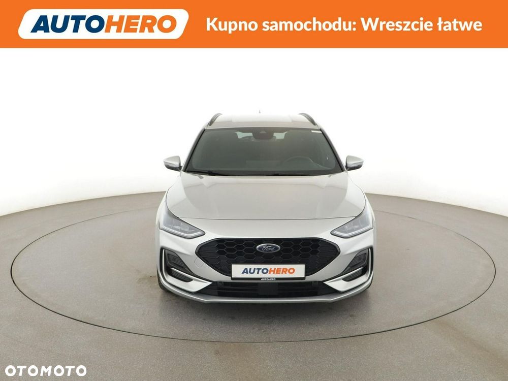 Ford Focus 1.0 EcoBoost Hybrid ST-LINE - 12