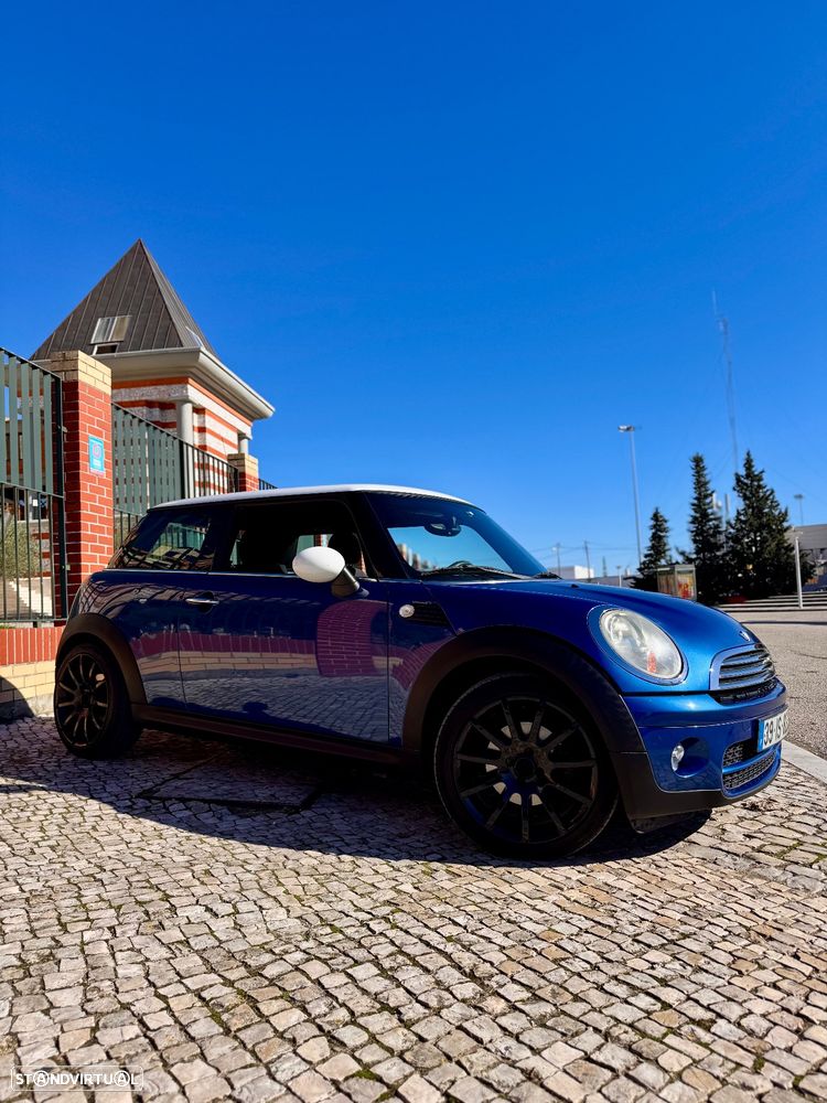 MINI 3 Portas Cooper D - 5