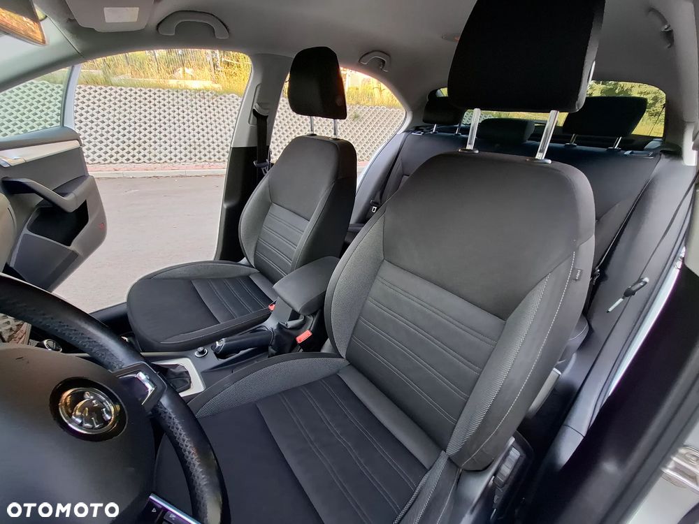 Skoda Octavia 1.4 TSI Ambition - 14