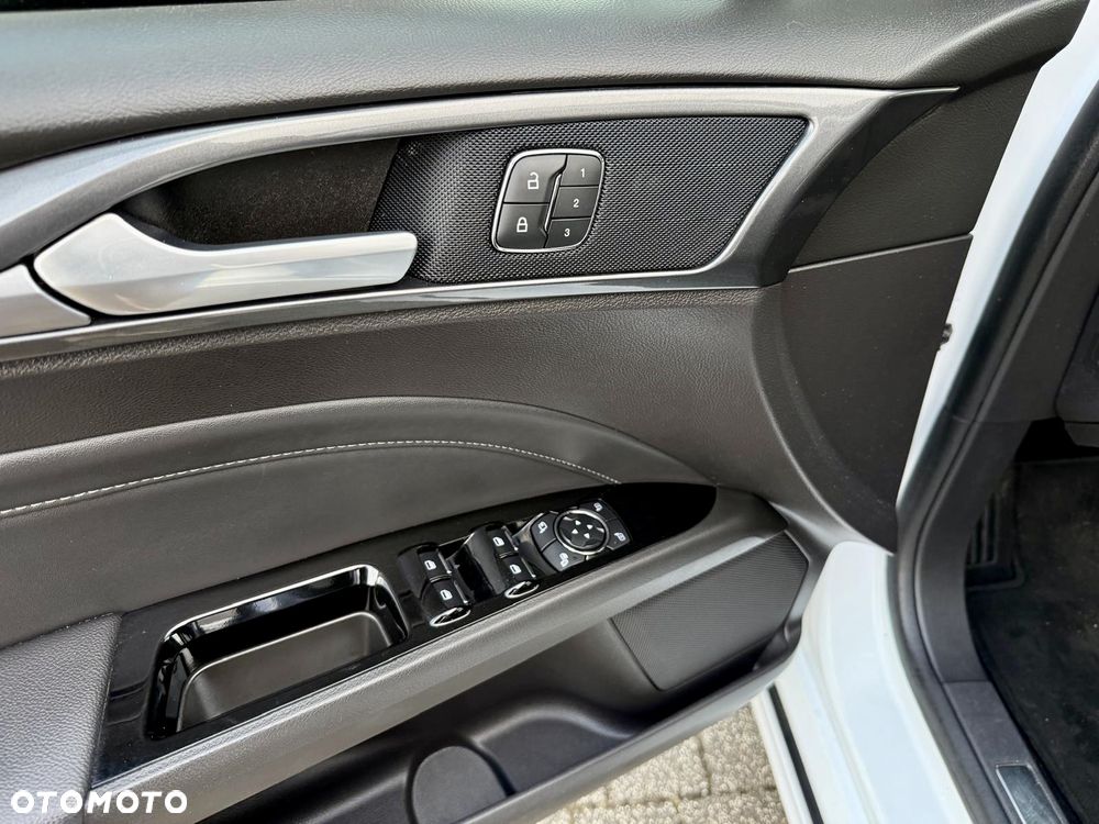 Ford Mondeo 2.0 EcoBlue Business Edition - 22