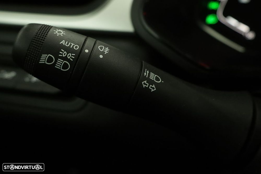 Renault Captur 1.0 TCe Techno Bi-Fuel - 17