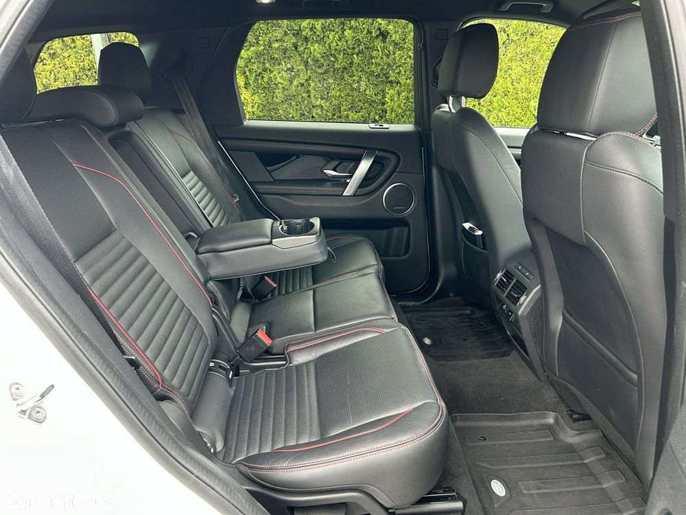 Land Rover Discovery Sport - 9