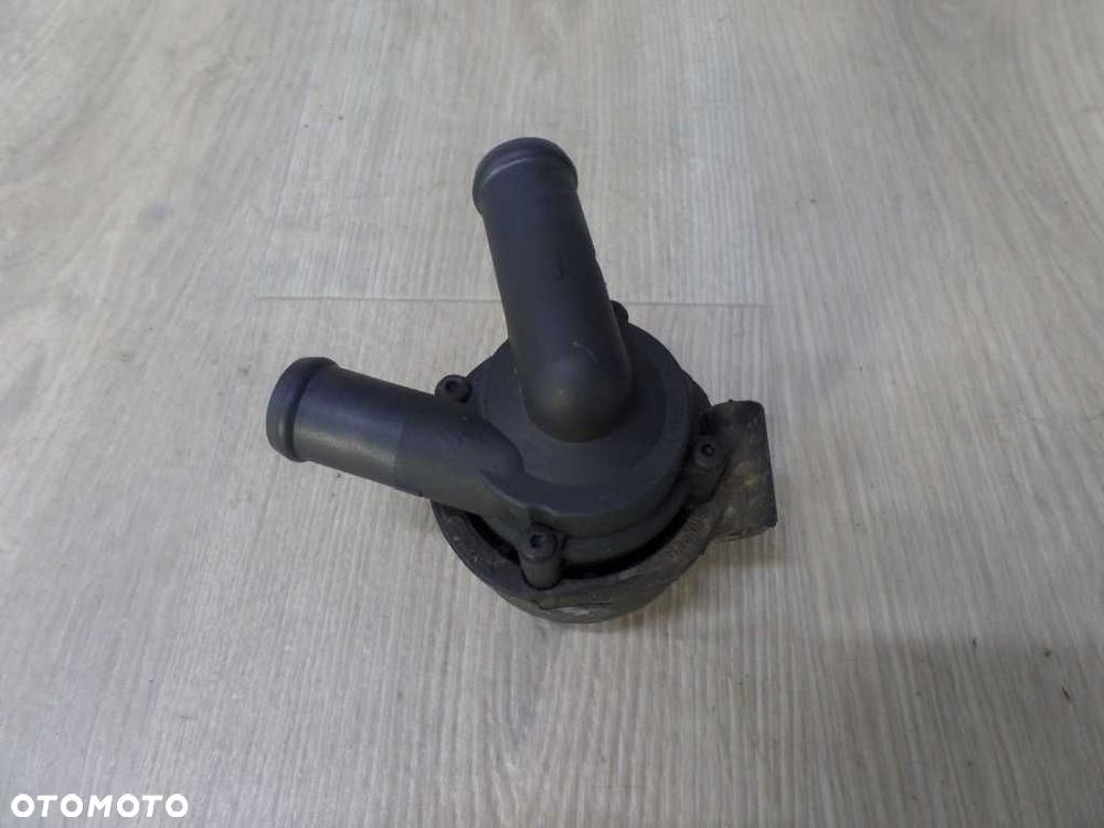 VOLVO S60 II V60 XC60 XC90 II 10- POMPA OBIEGU WODY 1319708 31332380 - 4
