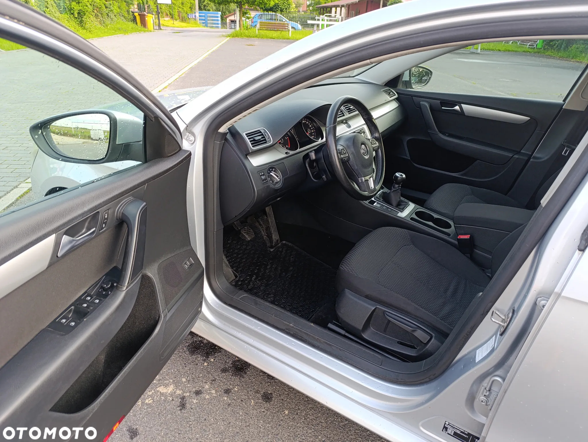 Volkswagen Passat Variant 1.6 TDI (BlueMotion Technology) Comfortline - 29
